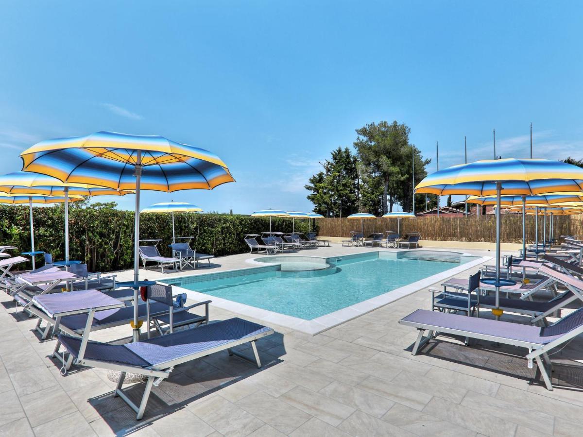 Apartment Riviera 4 By Interhome Marina di Cecina Eksteriør bilde